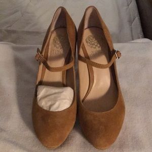 Gold Vince Camuto Pumps